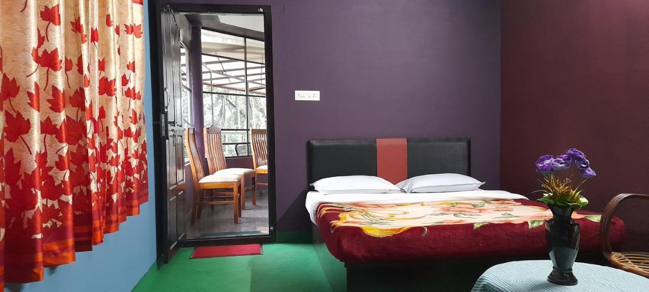 Le Farmhouse Munnar Anachal Exterior photo
