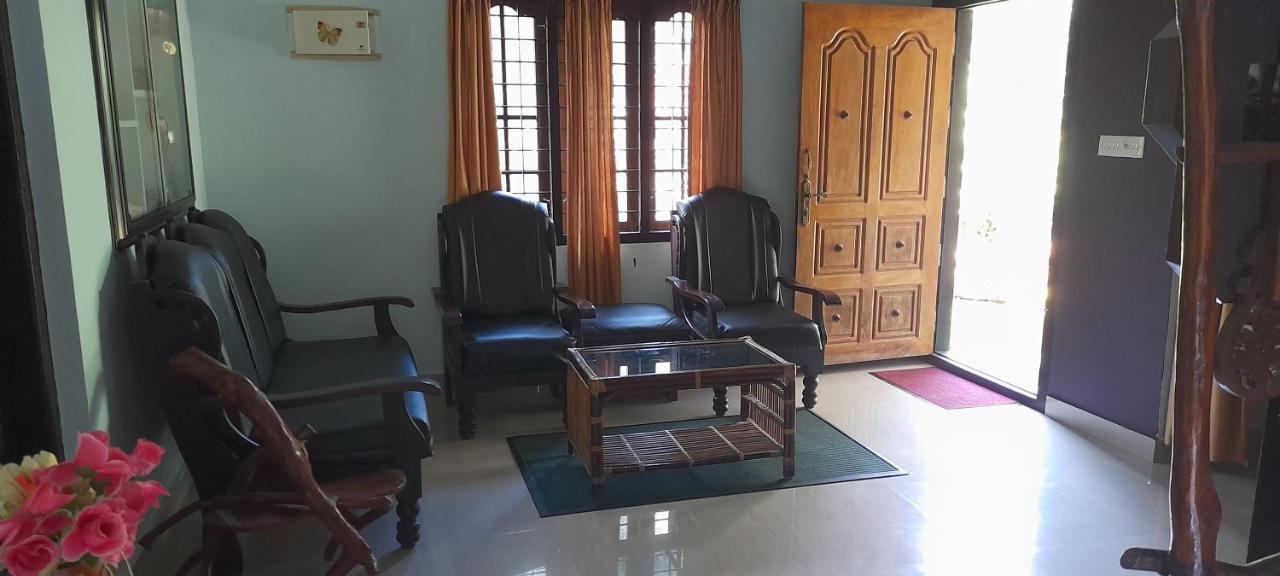 Le Farmhouse Munnar Anachal Exterior photo